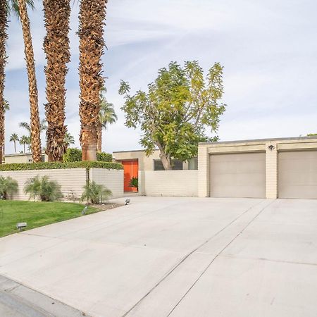 Luminous William F. Cody Designed Home Indian Wells Exterior photo